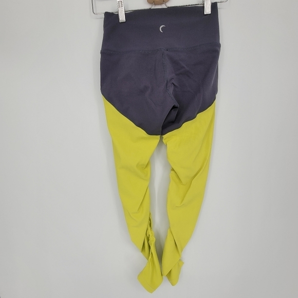 Zyia active grey yellow parallel lux high rise leggings size small - Picture 3 of 7